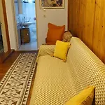 Apartament Peter's Traditional House Sykia