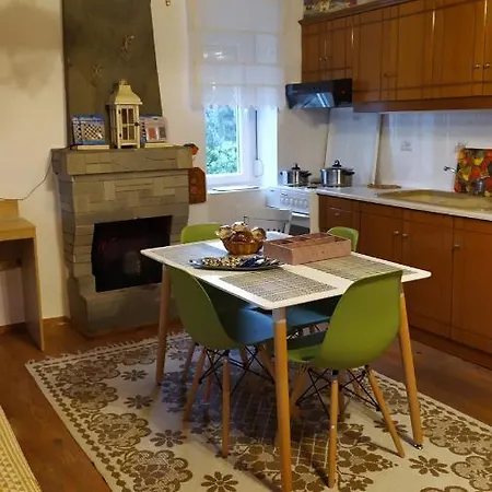 Peter's Traditional House Διαμέρισμα