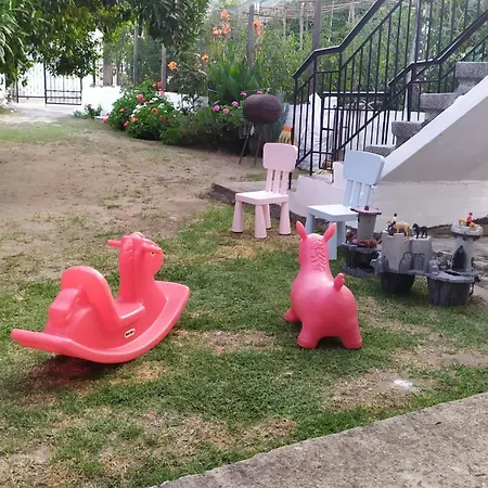 Peter's Traditional House Sikiá