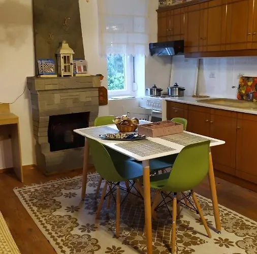 Peter's Traditional House Daire